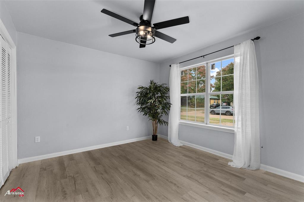 Glendale 06 - Residential