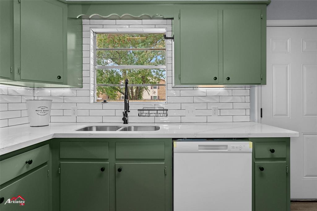 Glendale 06 - Residential