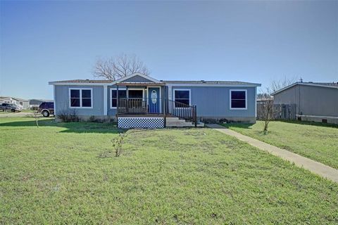2004 Fall Creek Road Cleburne TX 76033