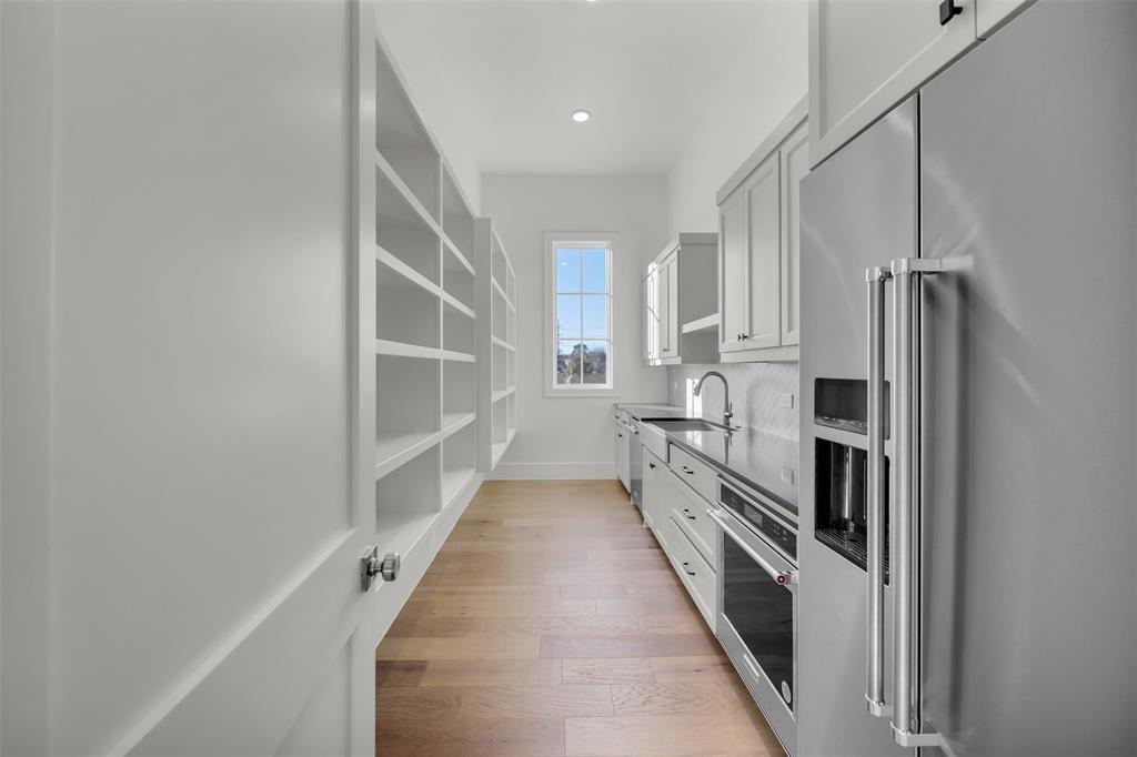 Preston Manor - Residential