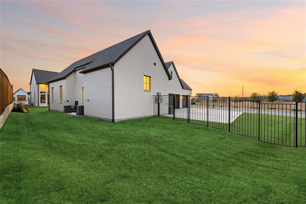 Preston Manor - Residential