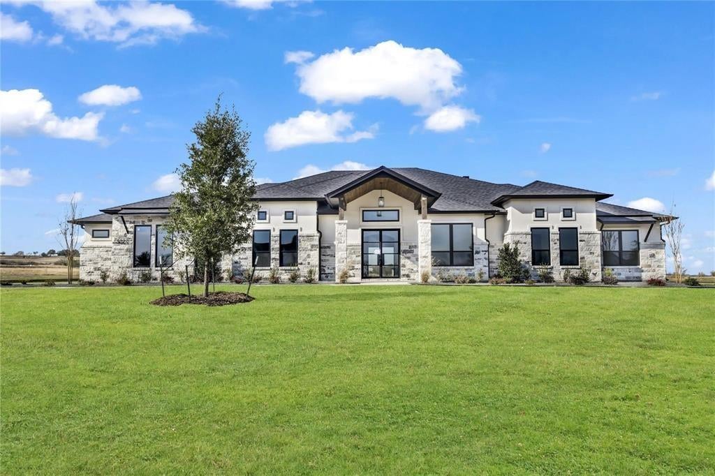 5021 Frost Creek