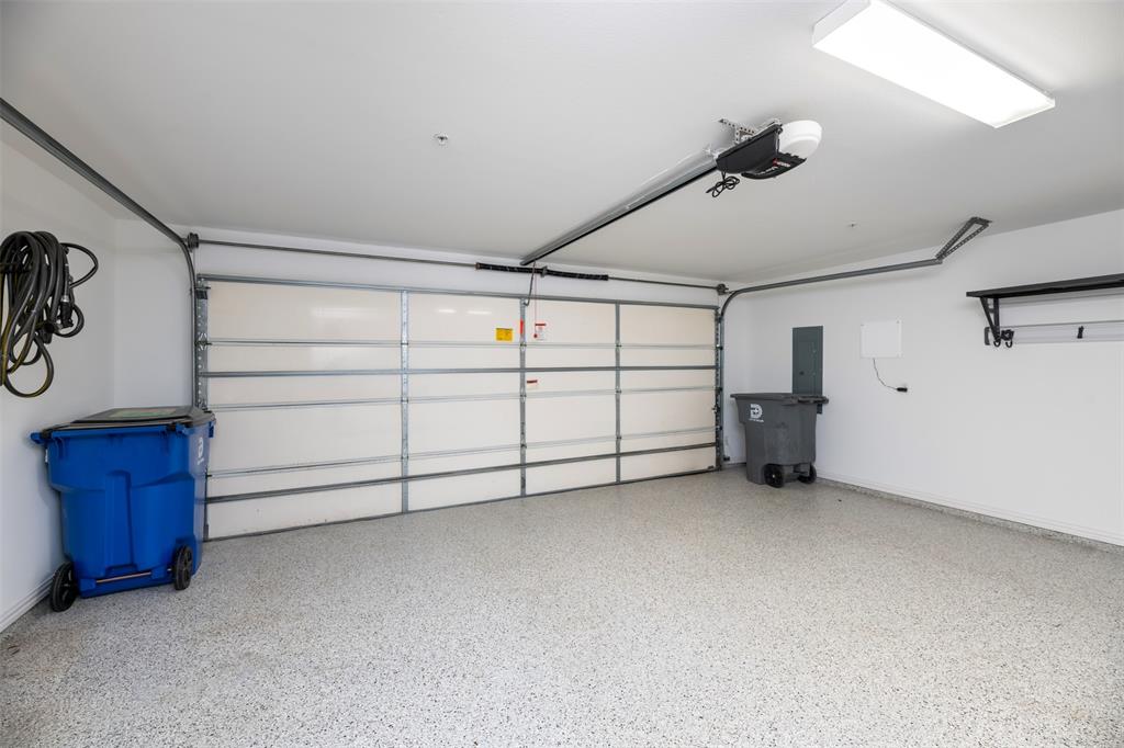 Thirty9thirty Condos - Residential