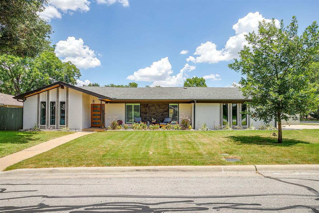 400 Glenn Drive
