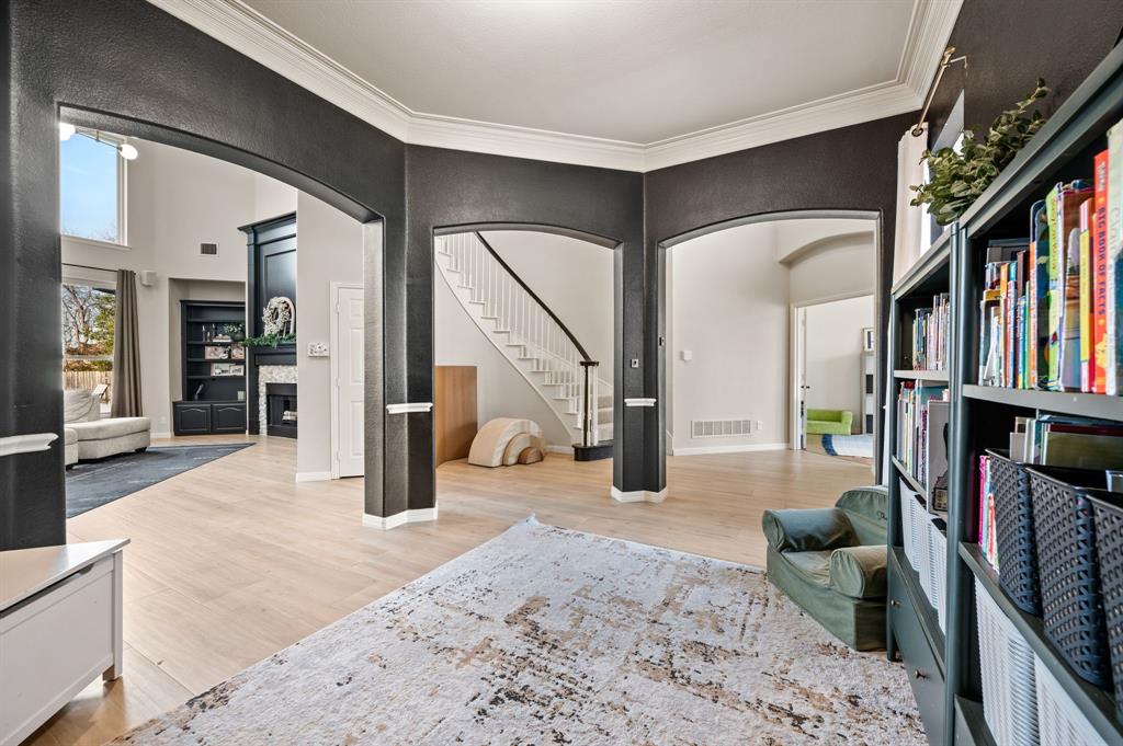 Longwood Estates - Residential