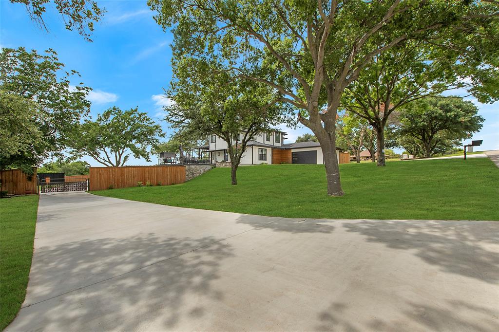 301 Paint Pony Trail N