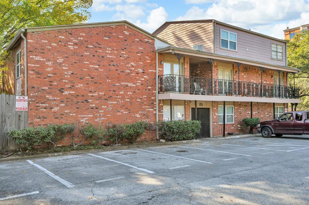 Gilbert Ave Condo 4525 - Residential