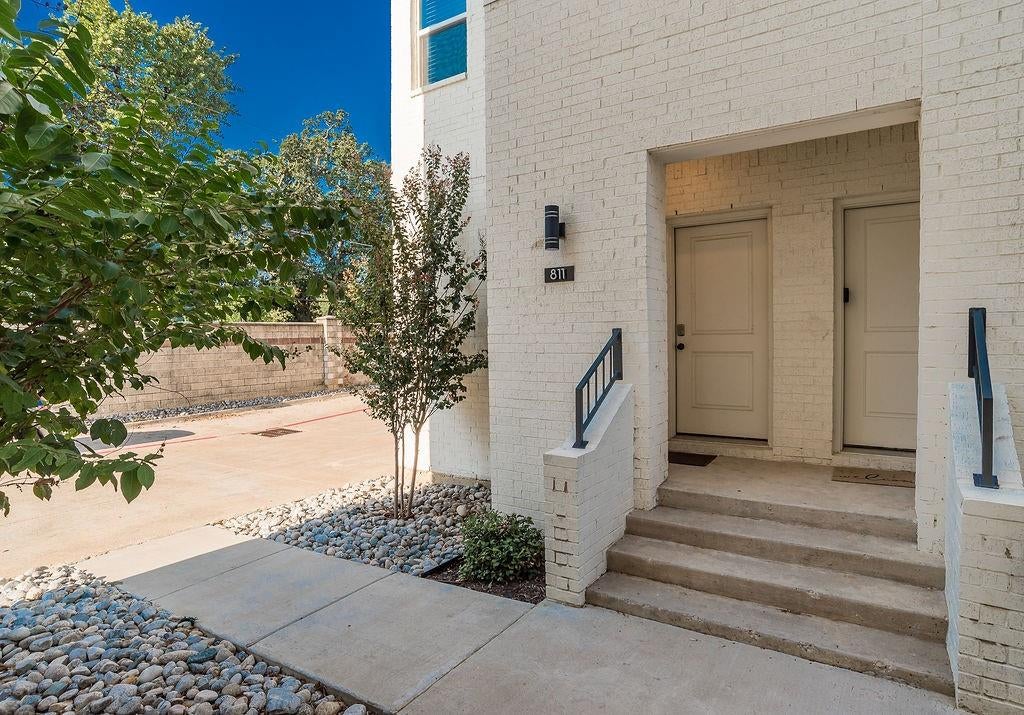 1217 Beaconfield Lane 811