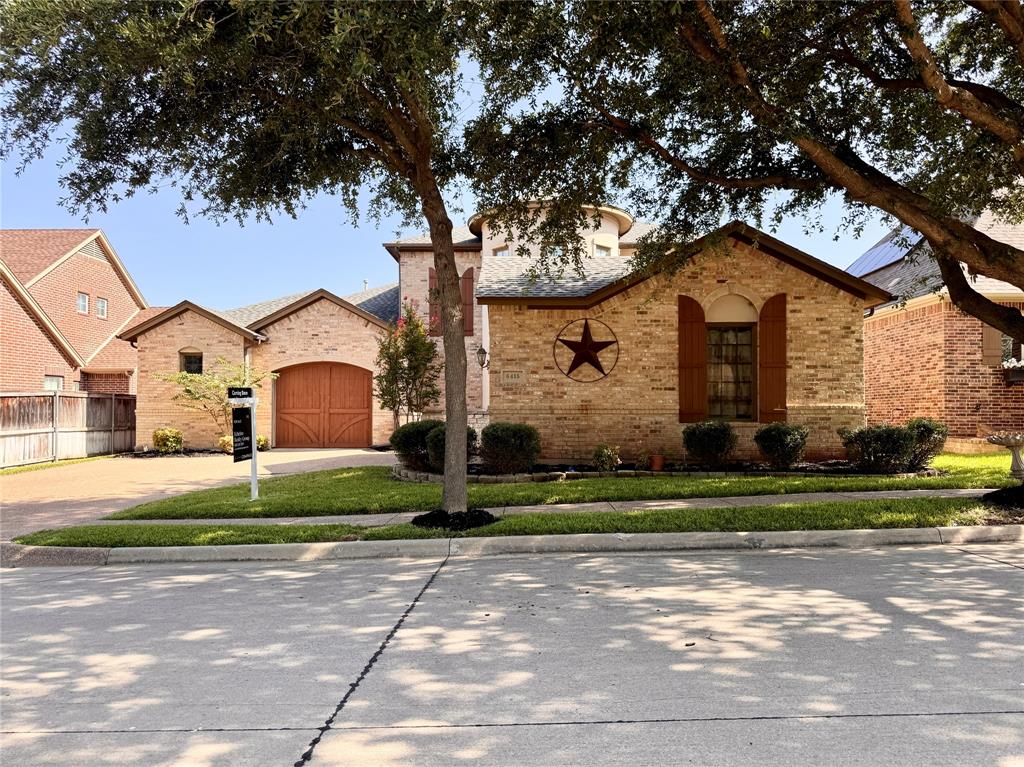 6415 Vintage Lake Drive