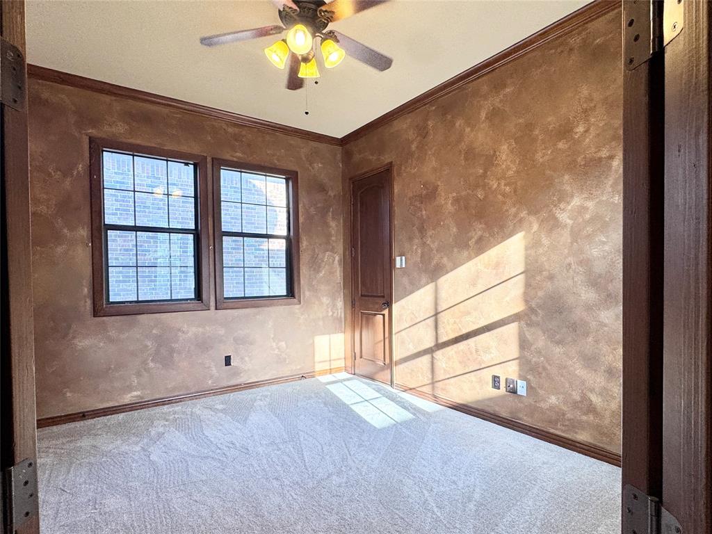 6415 Vintage Lake Drive
