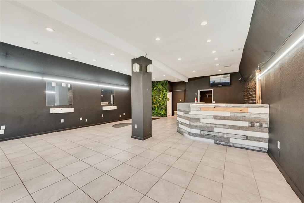 Oakland Ave Add - Commercial Lease