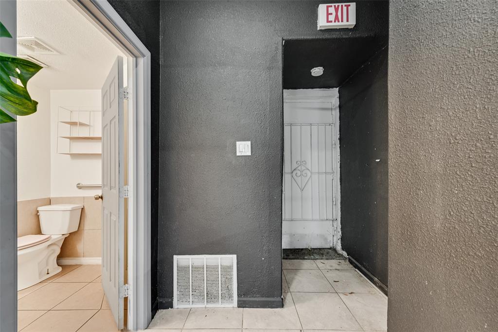 Oakland Ave Add - Commercial Lease