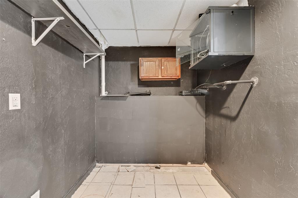 Oakland Ave Add - Commercial Lease