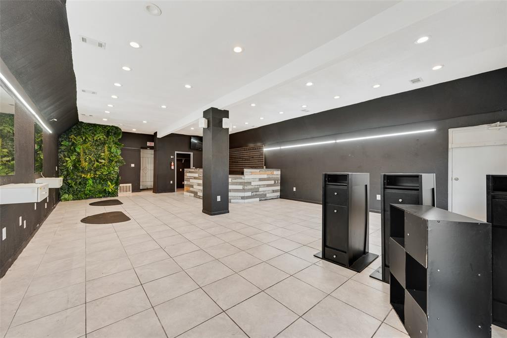 Oakland Ave Add - Commercial Lease