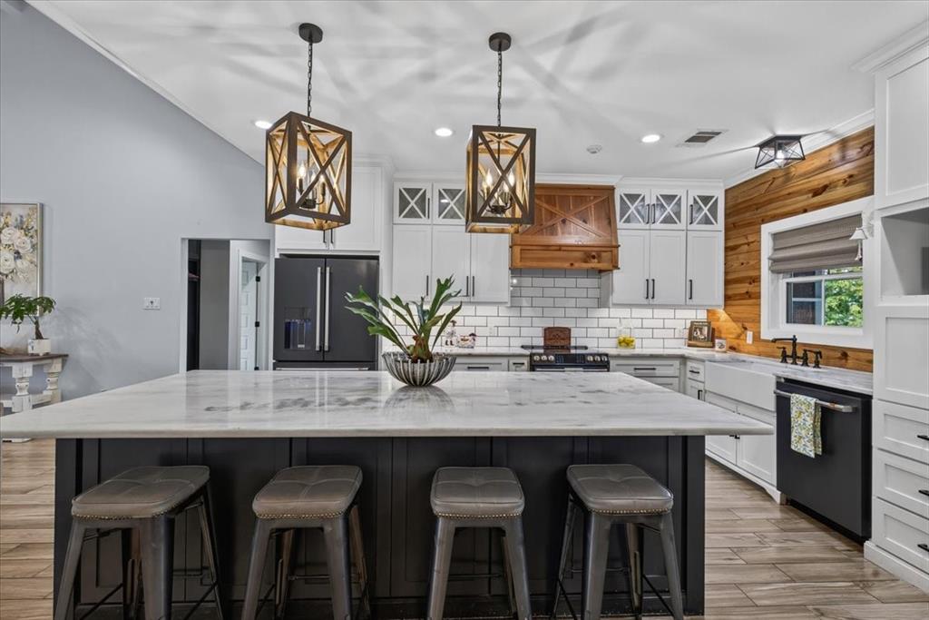 18220 County Road 4001