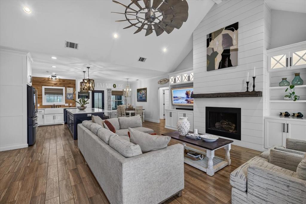 18220 County Road 4001
