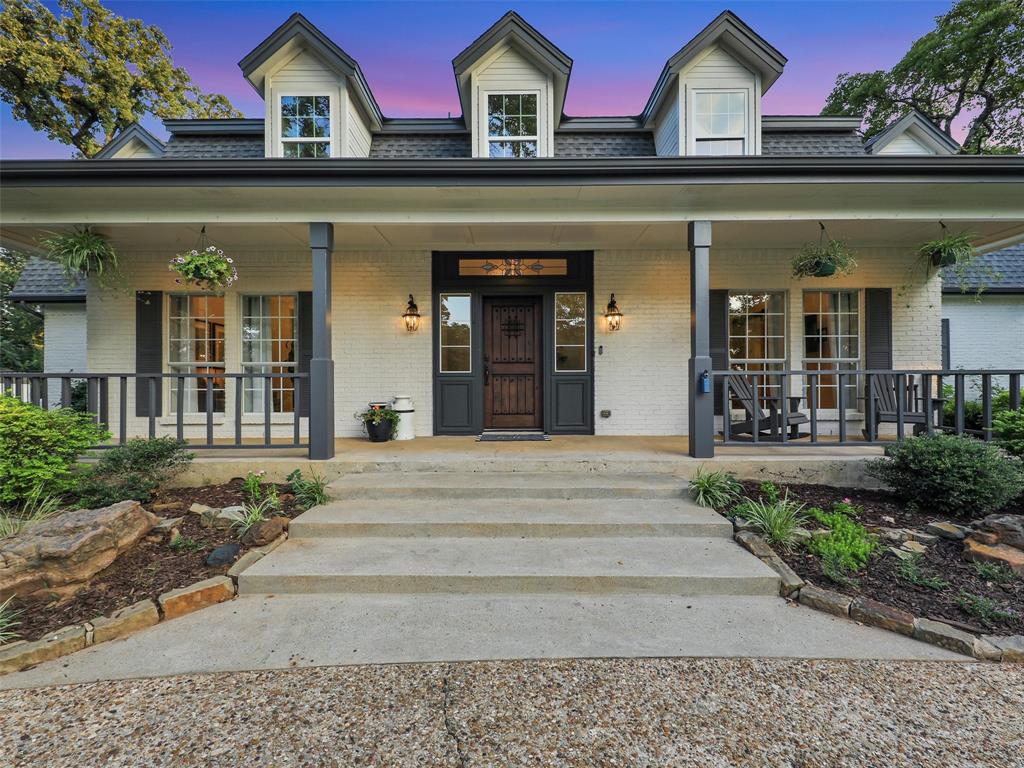 1335 Hidden Glen