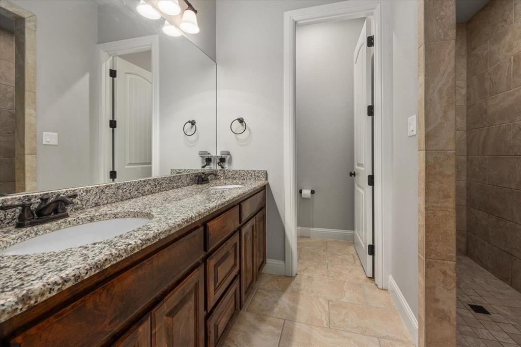 Bella Flora - Residential