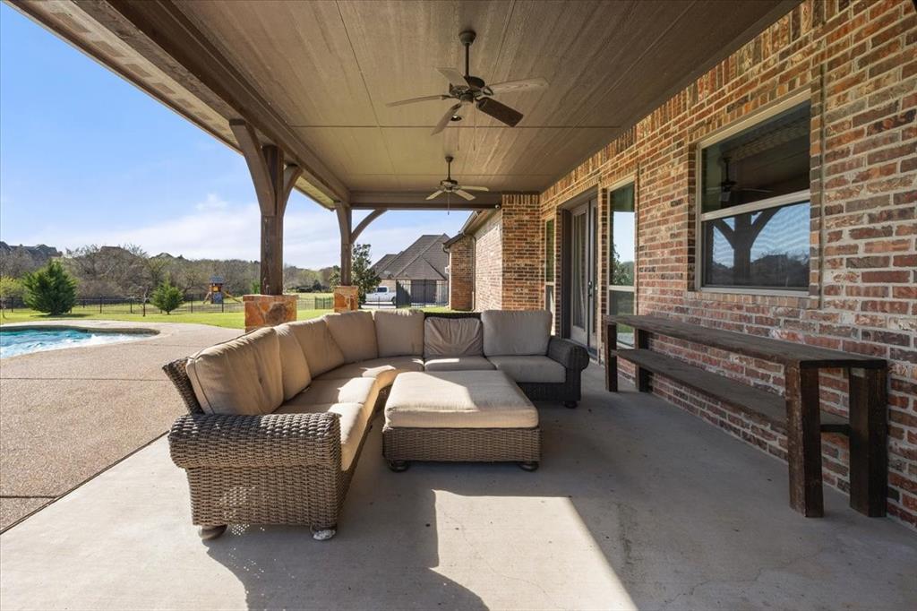 Bella Flora - Residential