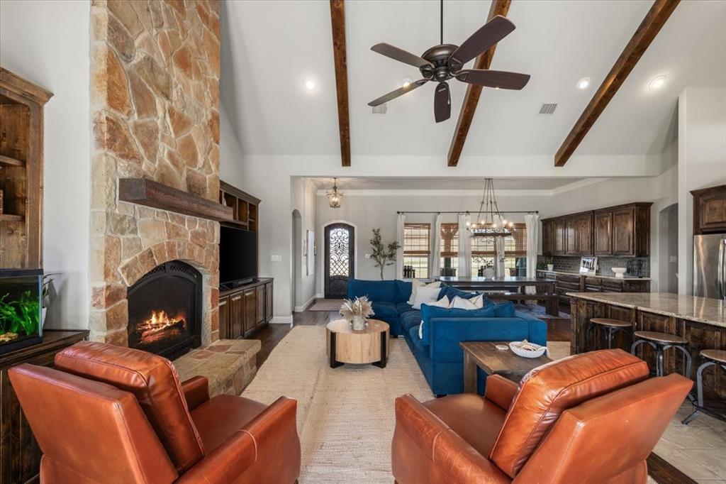 Bella Flora - Residential