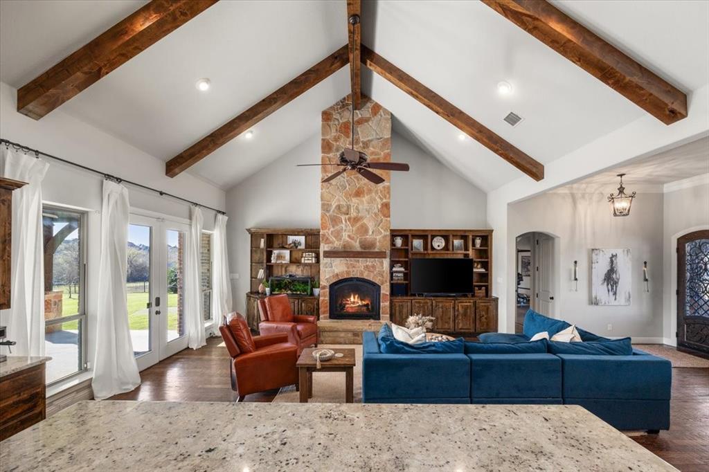 Bella Flora - Residential