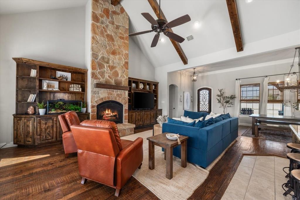 Bella Flora - Residential