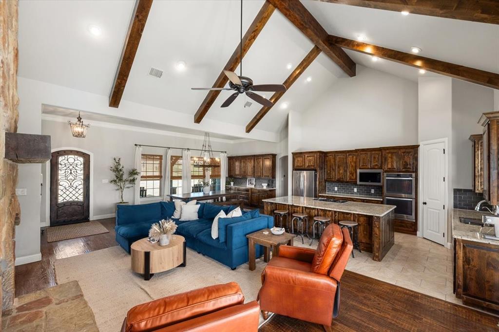 Bella Flora - Residential