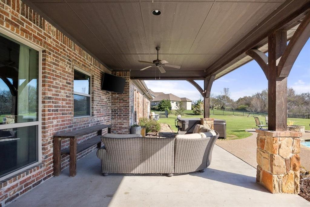 Bella Flora - Residential