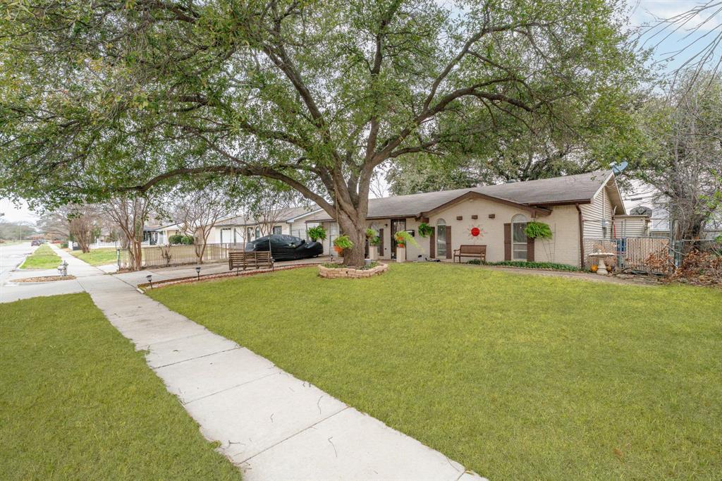 1107 Briarwood Drive