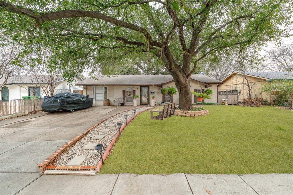 1107 Briarwood Drive