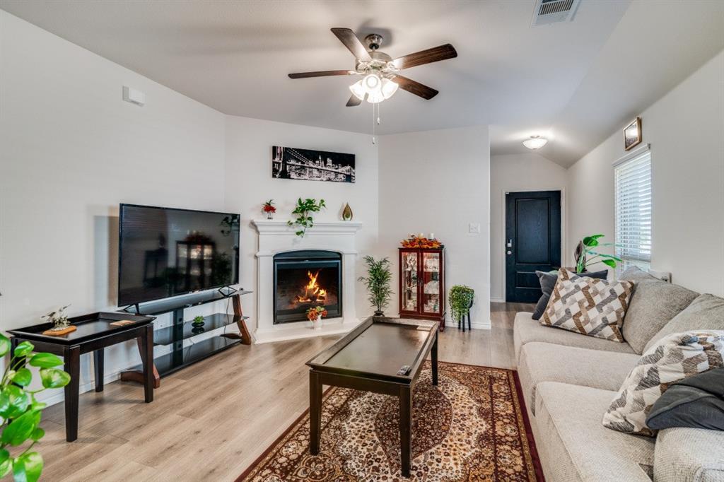 2138 Hobby Drive