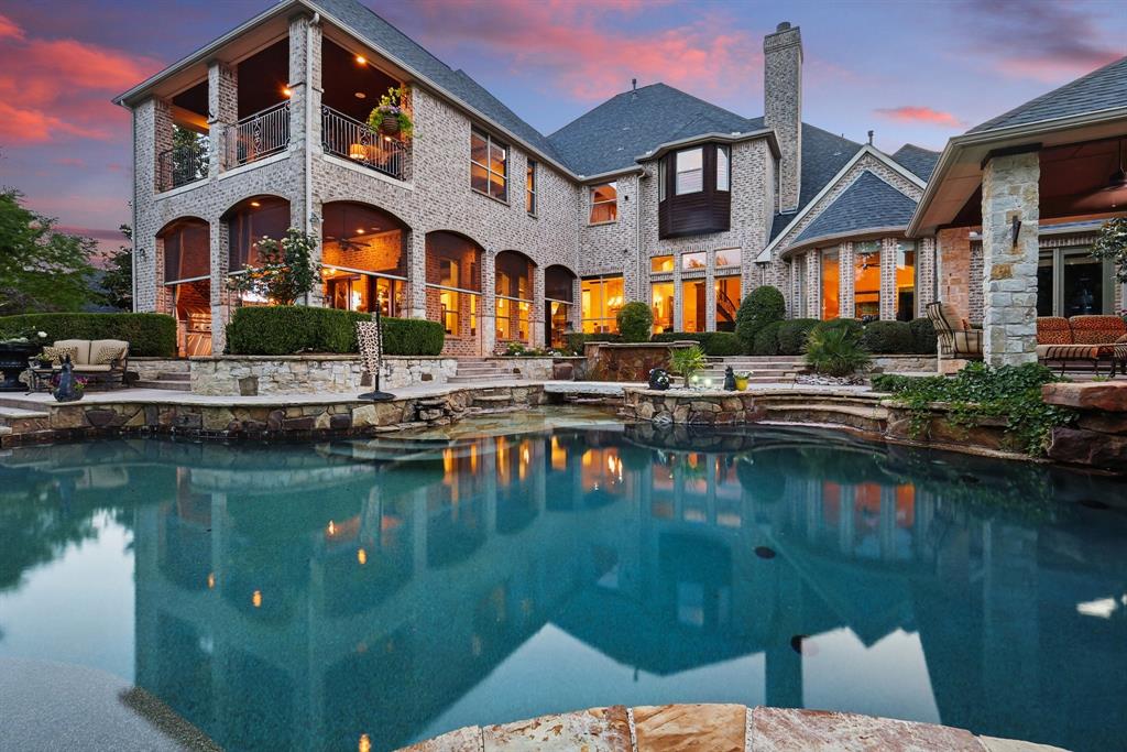 3114 Lake Creek Drive