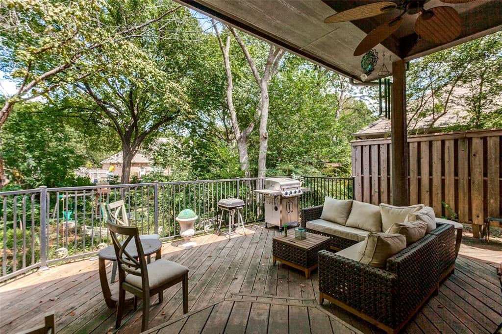 1119 Winding Brook Drive
