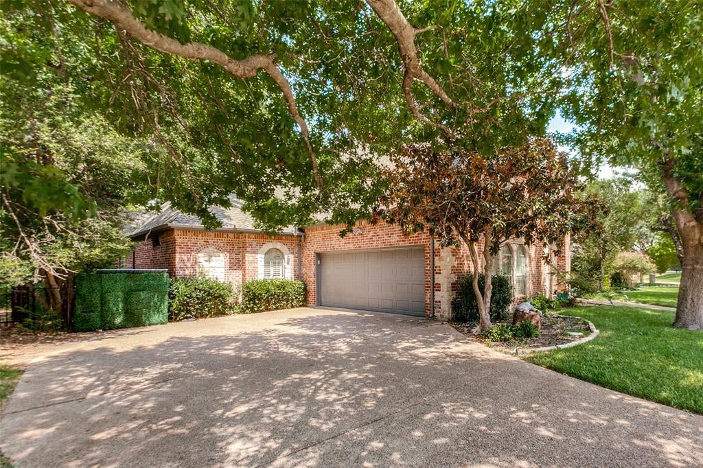 1119 Winding Brook Drive