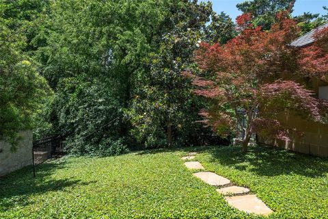 Tiny photo for 33 Glen Abbey Drive, Dallas, TX 75248 (MLS # 20807369)