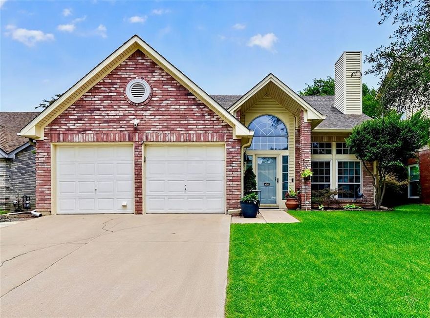 Located within highly sought-after Keller ISD, 4713 Bracken Drive offers the perfect blend of comfort, convenience, and lifestyle. Beautifully updated and thoughtfully crafted for both everyday living and entertaining, this home is truly a standout.
Inside, you’ll find a bright open-concept layout filled with natural light, creating a warm and inviting atmosphere throughout. The spacious living areas flow seamlessly into the updated kitchen featuring ample cabinetry, generous counter space, and a layout designed for gathering and connection.
The private primary suite offers a relaxing retreat with an ensuite bath, while the additional bedrooms provide flexibility for family, guests, or a home office. Step outside to a spacious backyard designed for relaxing and entertaining, complete with a storage shed featuring electricity, perfect for a workshop, hobby space, additional storage, or creative studio.
Enjoy easy access to nearby parks, walking trails, playgrounds, shopping, dining, and entertainment, including Bear Creek Park, Arcadia Trail, and multiple community recreation areas just minutes away. Conveniently located near major highways and top-rated Keller ISD schools, this beautifully maintained home combines location, lifestyle, and charm in one exceptional opportunity.
