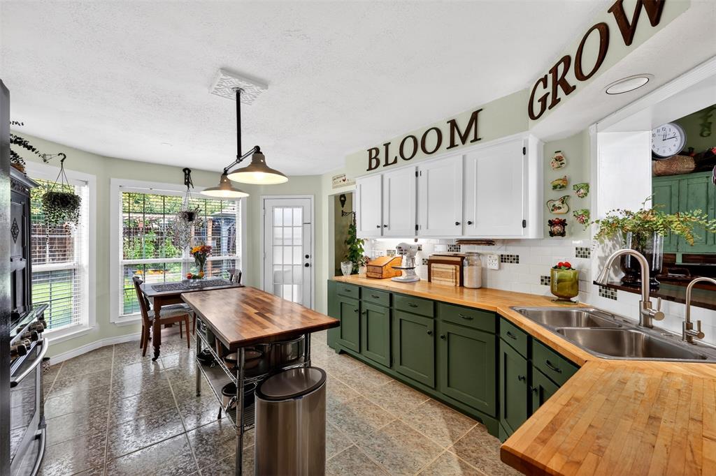 Huntington Village Add - Residential
