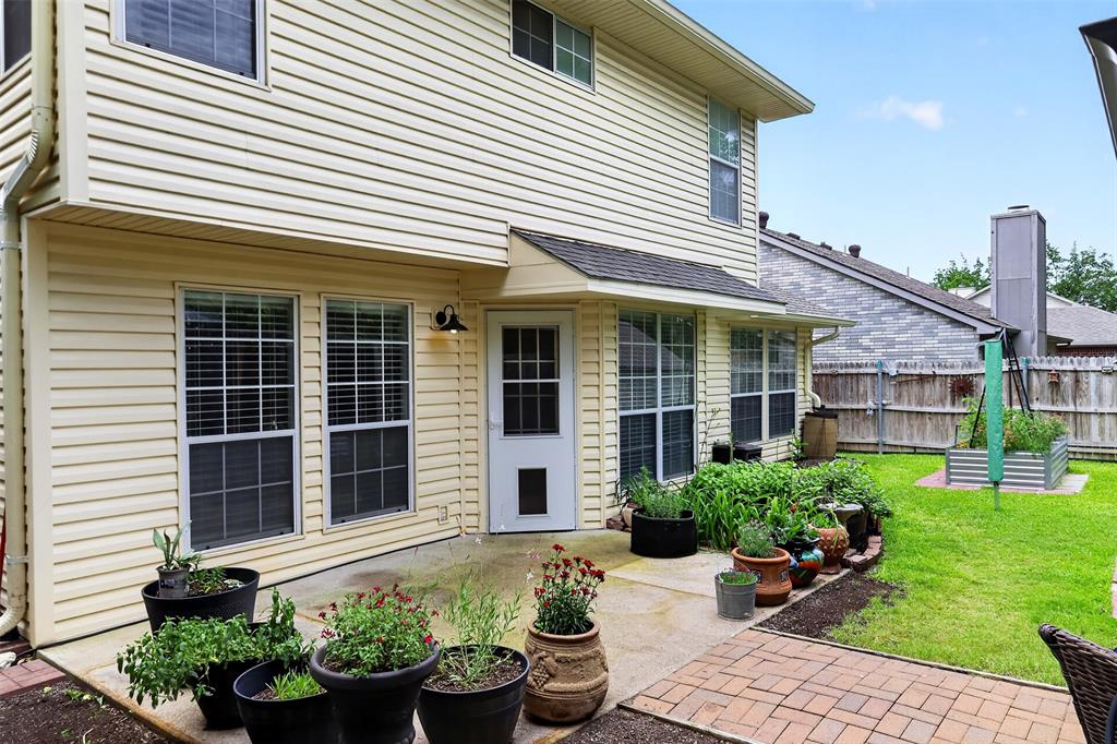 Huntington Village Add - Residential