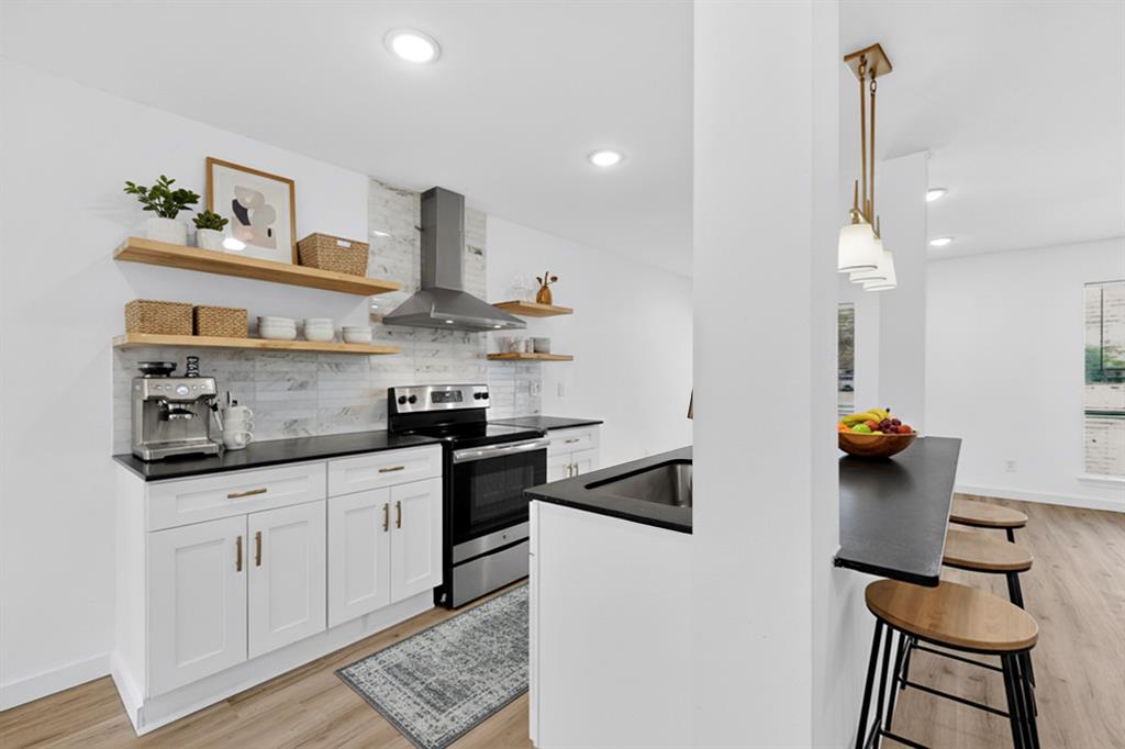 400 Casa Bello Court