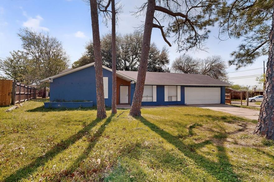 Welcome to this beautifully updated 3-bedroom, 2-bath home tucked away on a quiet cul-de-sac in Irving. This move-in-ready property has been completely refinished with modern finishes throughout, offering a fresh and stylish feel from the moment you walk in.

The open layout is perfect for both everyday living and entertaining, featuring updated flooring, contemporary fixtures, and a sleek, modern kitchen designed with both function and style in mind. Spacious bedrooms and updated bathrooms provide comfort and convenience for any lifestyle.

Enjoy the best of both worlds with easy access to outdoor recreation and city amenities. Spend your weekends exploring nearby parks and green spaces, or take advantage of the close proximity to shopping, dining, and entertainment options, including Irving Mall.

This home combines modern living, a peaceful location, and unbeatable convenience—making it a must-see!