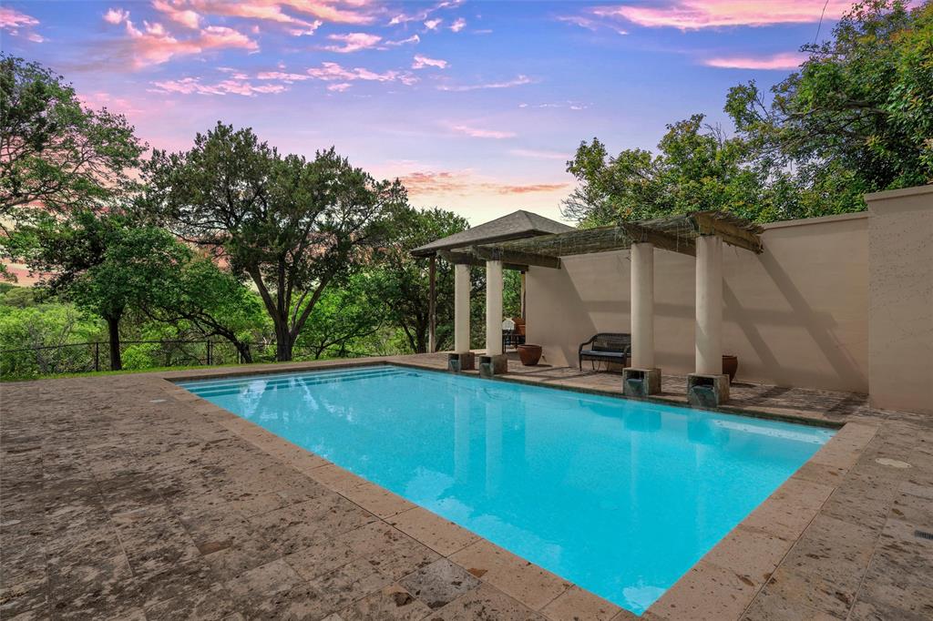 Chimney Hill - Residential