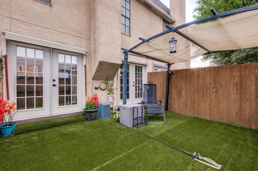 Hartford Place Condo - Residential