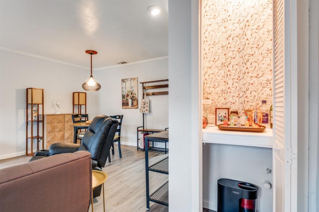 Hartford Place Condo - Residential