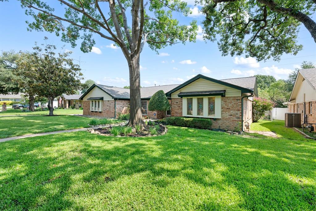624 Springhill Court