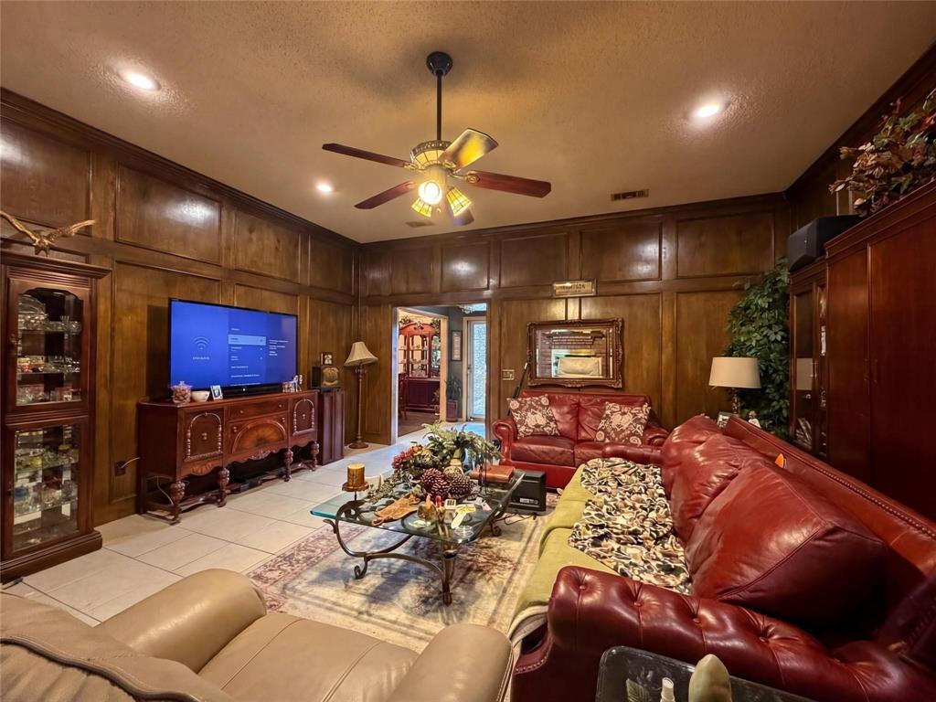 308 Rolling Oak Drive