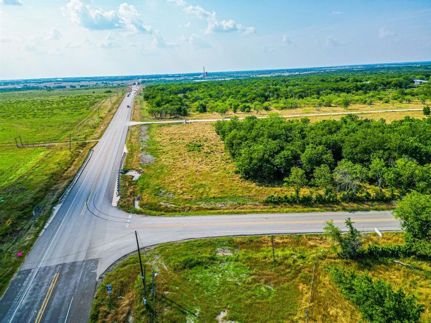 Check out this prime location for your next business opportunity! Situated between Corsicana and Mildred you will find this 3.51 acres is ready for you to build on. This high traffic area directly adjacent to an upcoming subdivision is bound to bring in plenty of business. Electric already available at the road and water infrastructure is in the process. Come see all the possibilities today!