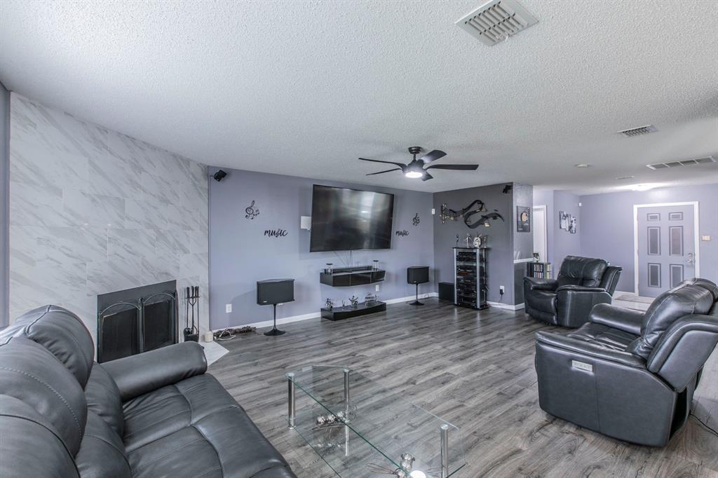 Meadowview Ph 5 - Residential