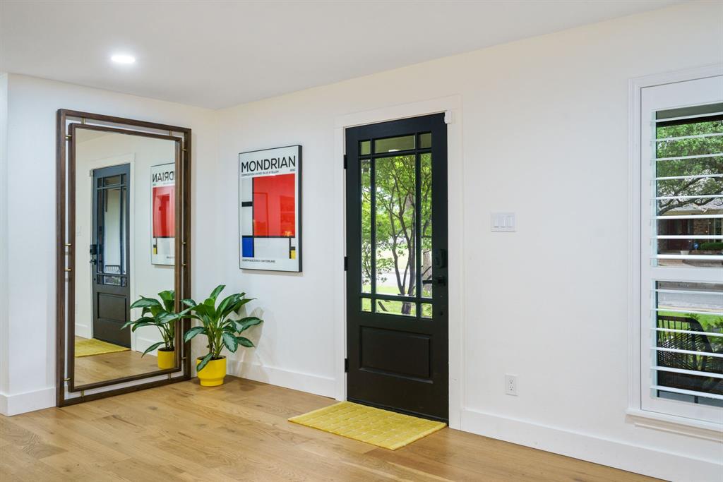 7423 Tangleglen Drive