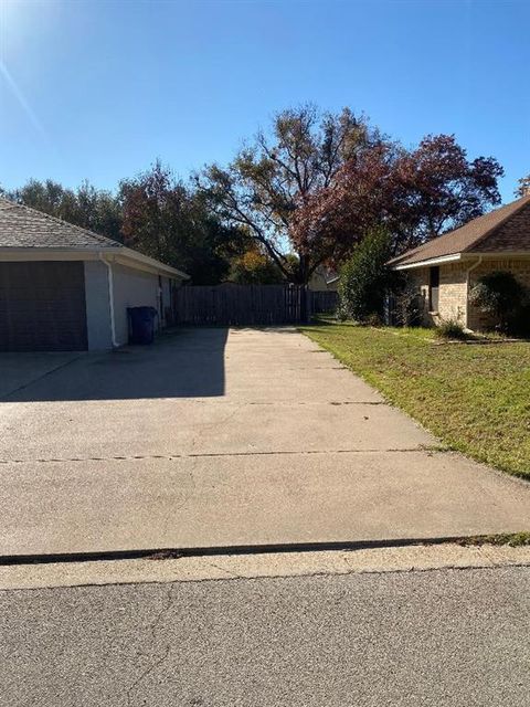 A home in Granbury