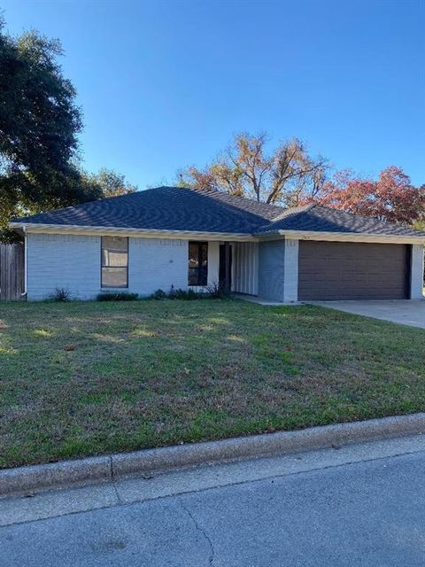 A home in Granbury